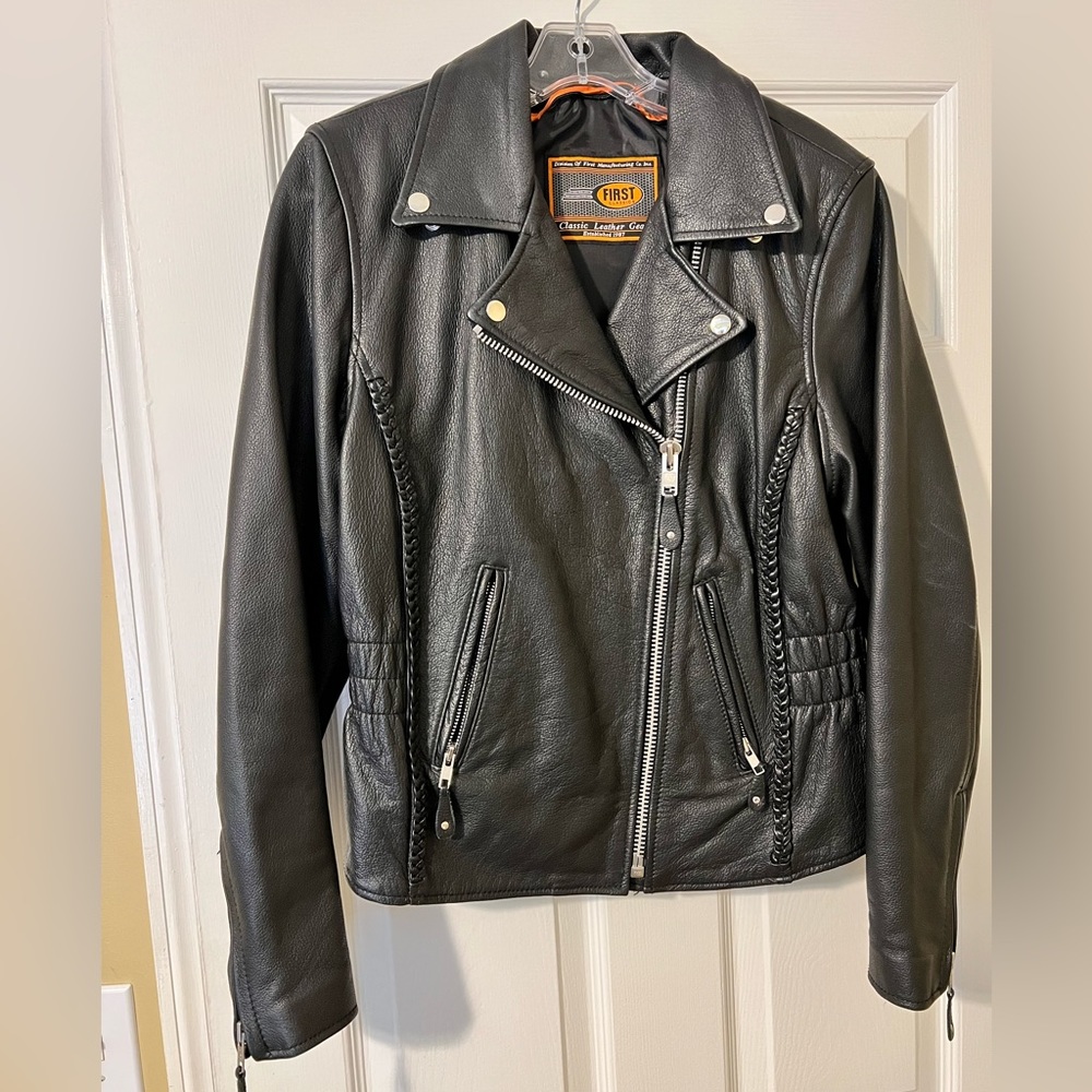 Black Leather Jacket Women’s M
